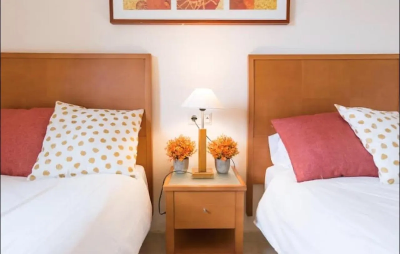 Family & Beach Apartments Mijas Costa & Fuengirola By Alfresco Stays El Faro 0*,  Spanien