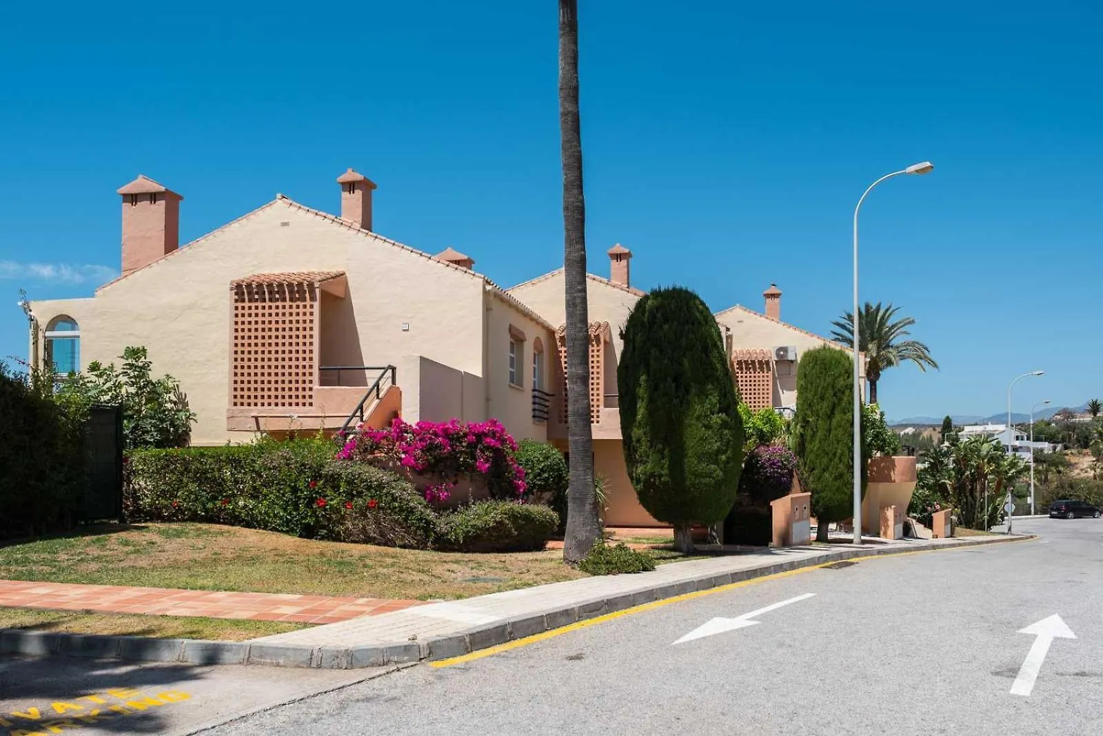 Family & Beach Apartments Mijas Costa & Fuengirola By Alfresco Stays El Faro 0*,  Spanien