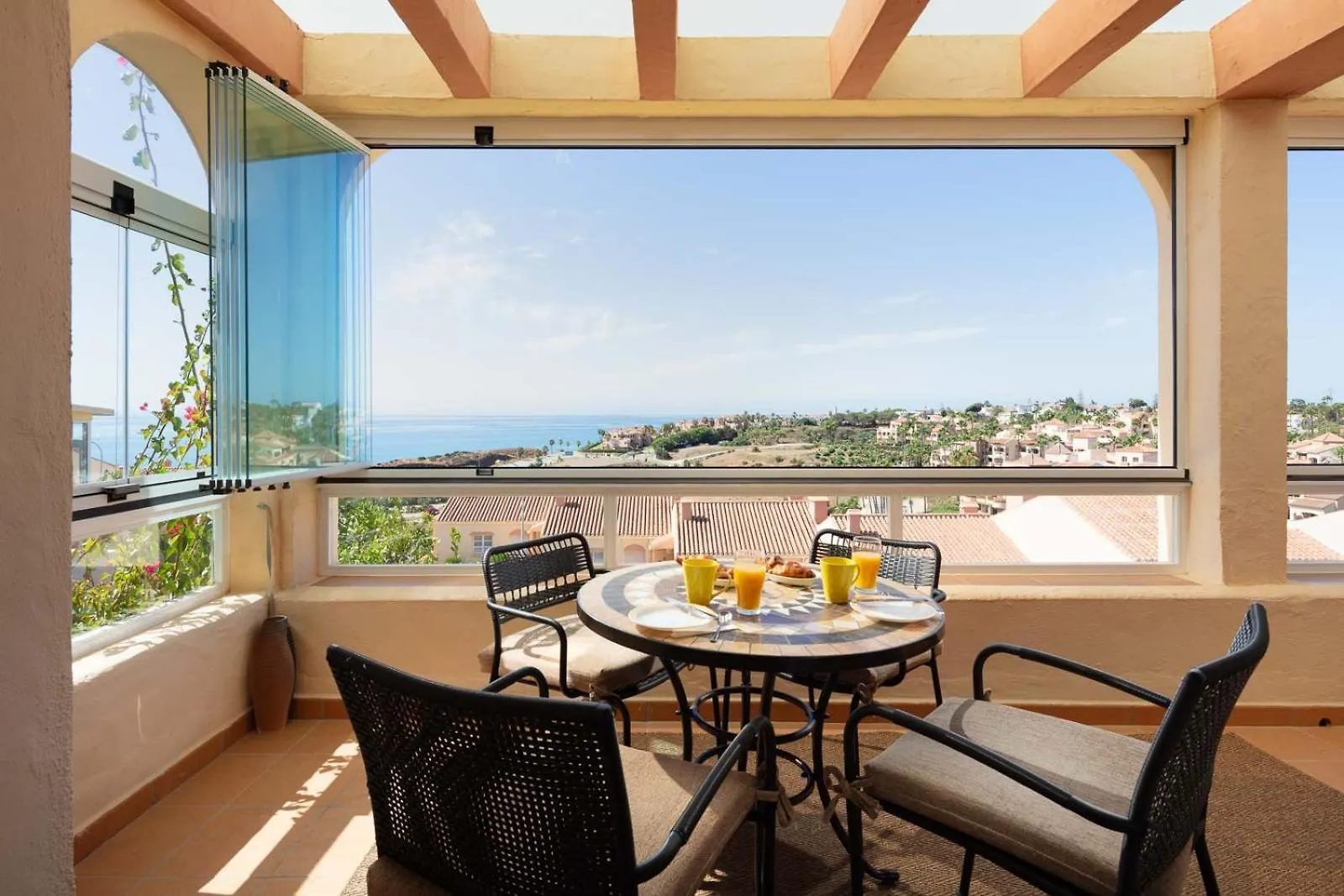 Feriehus Family & Beach Apartments Mijas Costa & Fuengirola By Alfresco Stays El Faro