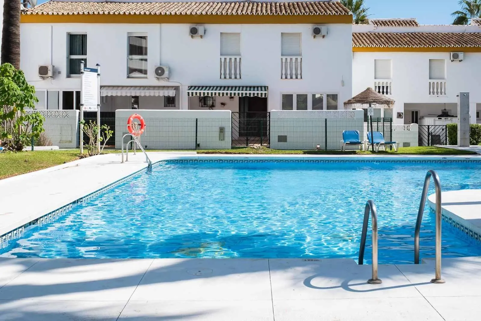 Family & Beach Apartments Mijas Costa & Fuengirola By Alfresco Stays El Faro